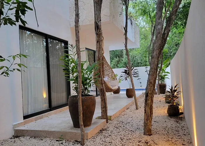 Tropical Retreat: Scooters, Hot Tub, Pool, Projector Tulum